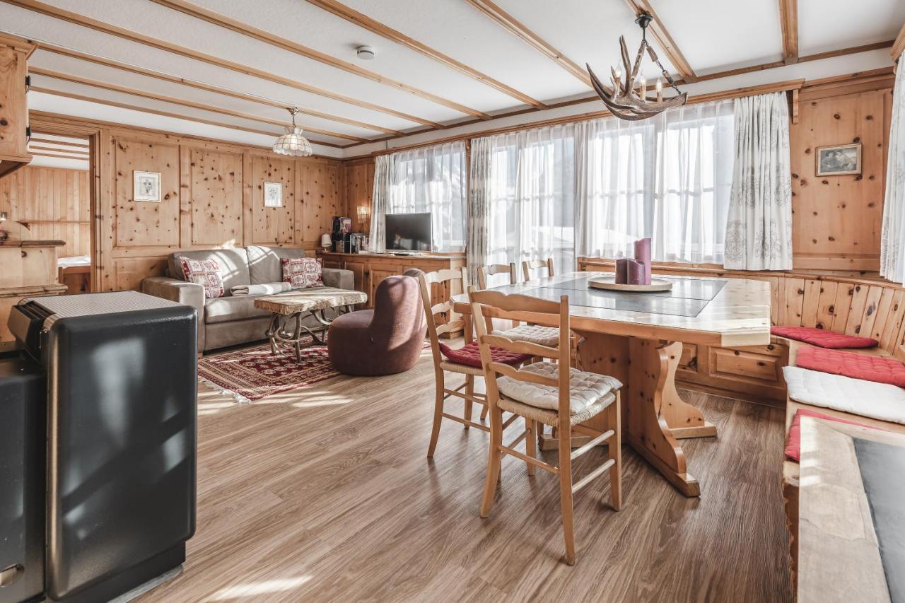 Chalet Sunna Hoeckli - Pistennah Und Ruhig Mit Panoramablick アローザ エクステリア 写真
